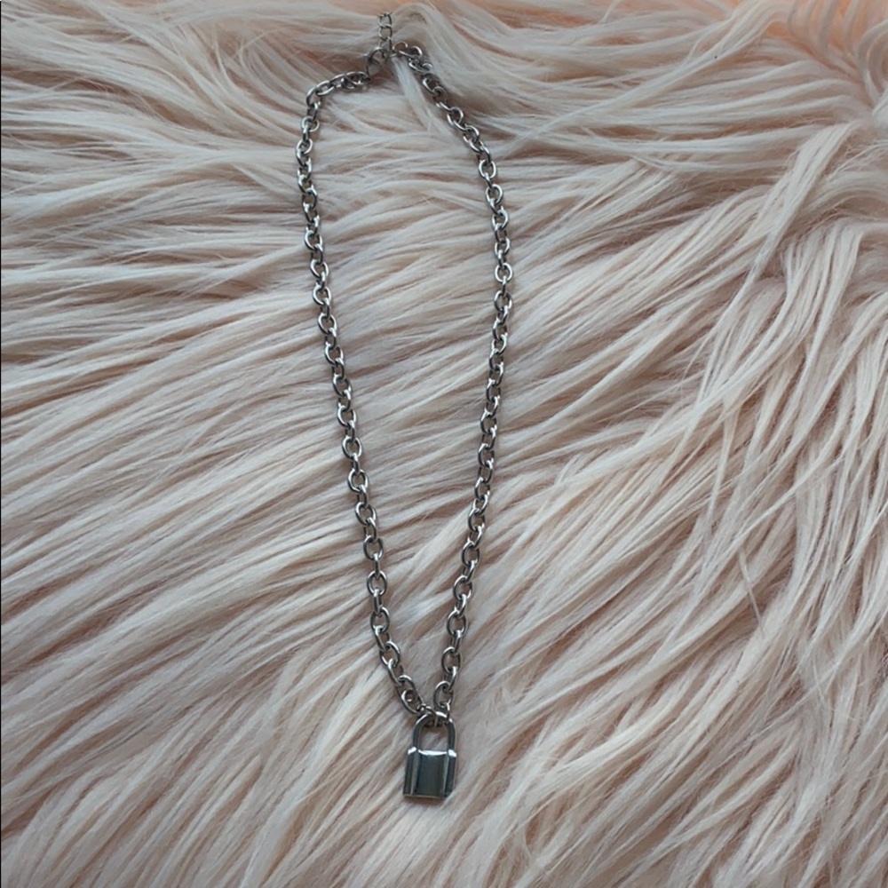 Brandy Melville necklace